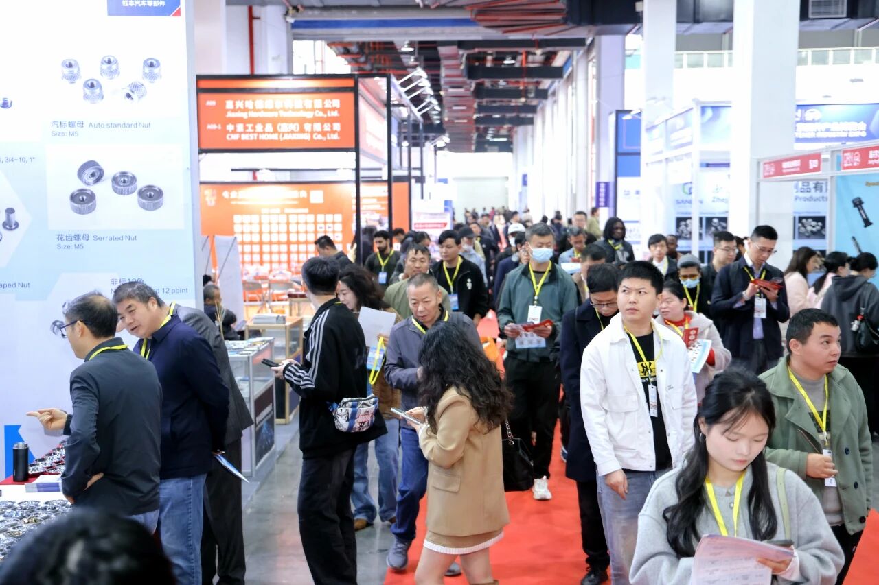 Tránh những cạm bẫy khi mua ốc vít! AOKE dạy bạn cách xác định chính xác những gì bạn cần