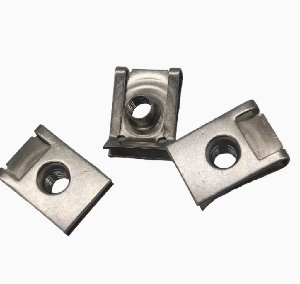 Clip nut nut nut nut ô tô u ô tô